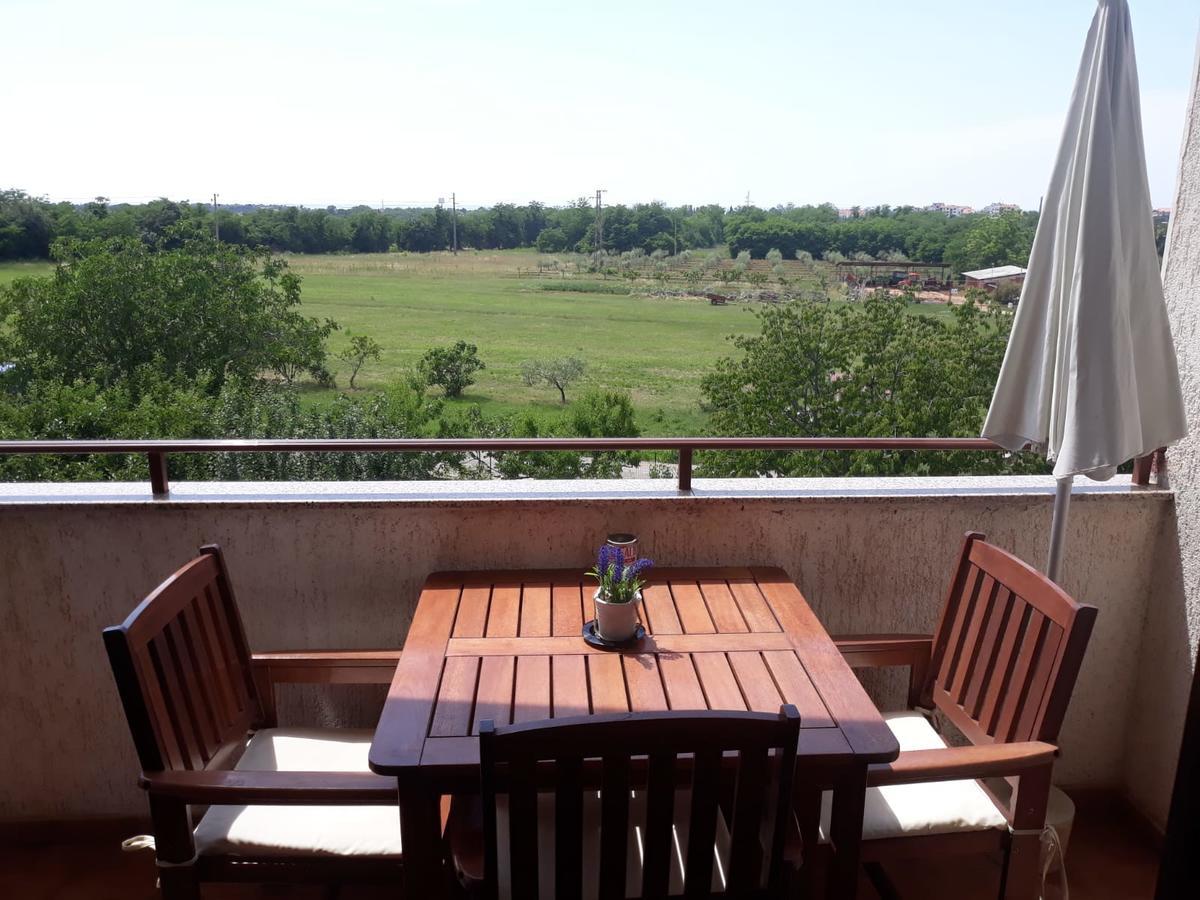 Apartments Jasna Умаг Екстериор снимка